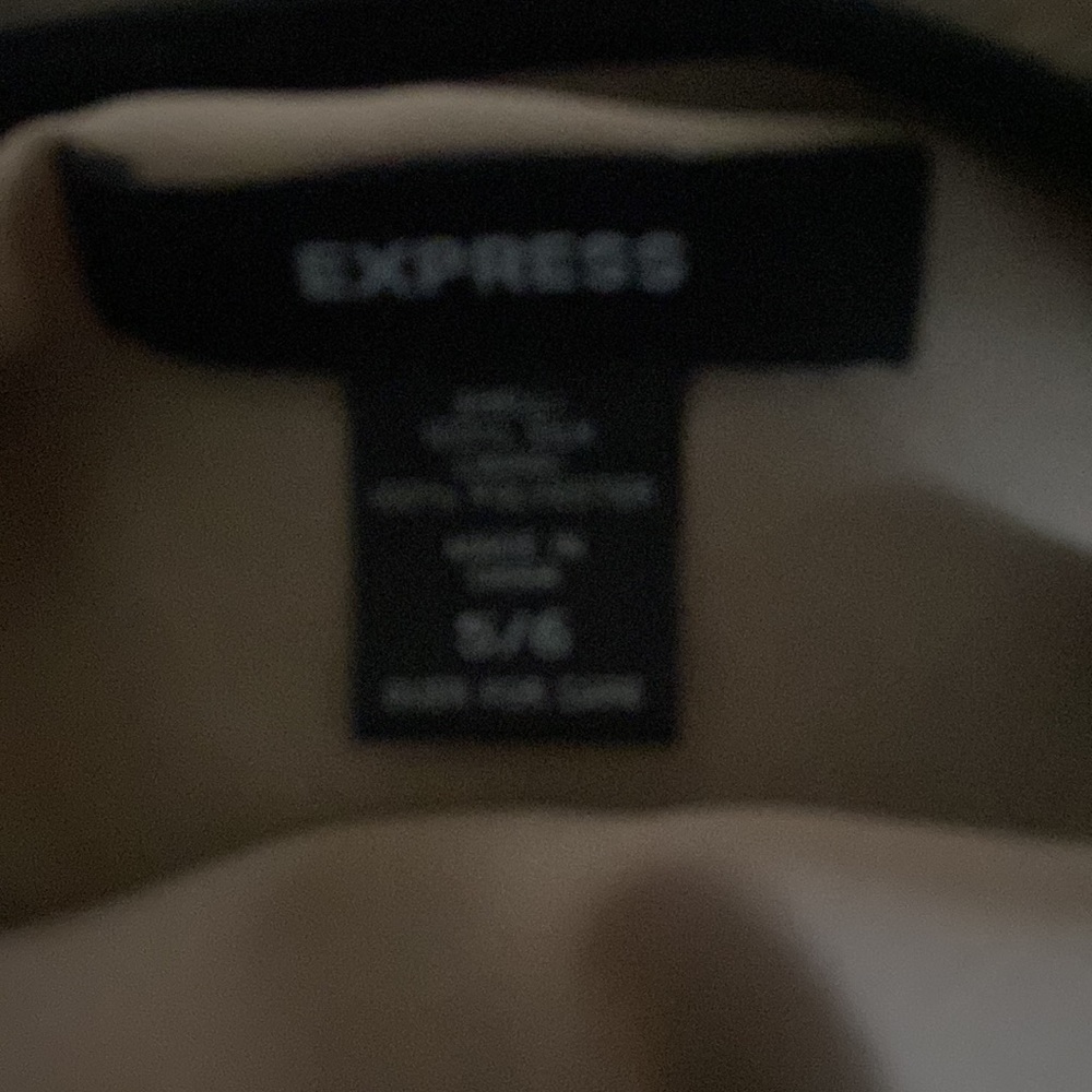 Dress - Picture 4 of 4